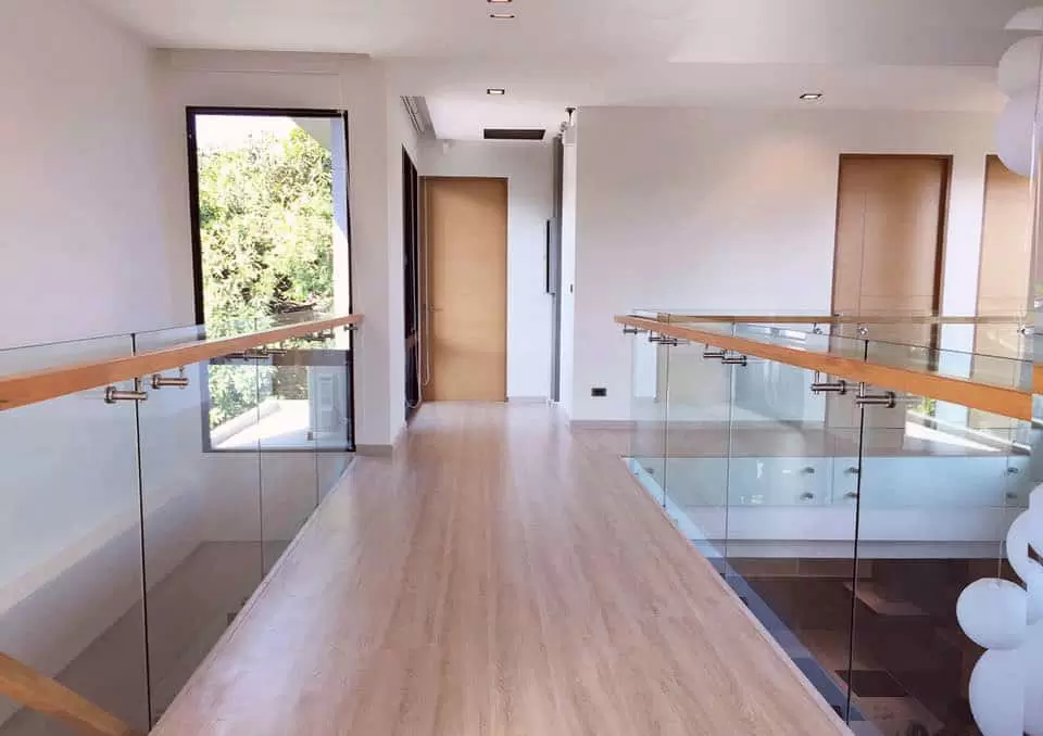 NÊN MUA CỬA KÍNH LÙA RAY NHÔM GIÁ TỐT CHÍNH HÃNG Ở ĐÂU? GIẢI PHÁP THI CÔNG DÂN DỤNG UY TÍN TẠI CẦN THƠ